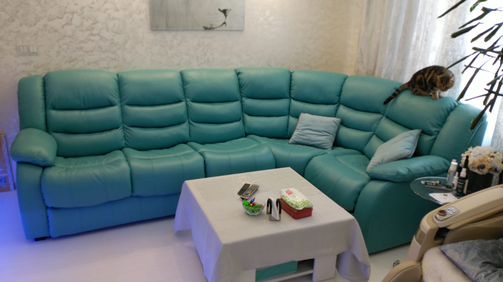 Перетяжка дивана на дому. Ханты-Мансийск